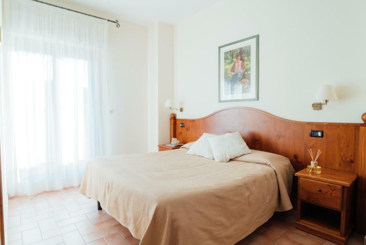 Bed and Breakfast Country Club Sport Alba Adriatica Esterno foto