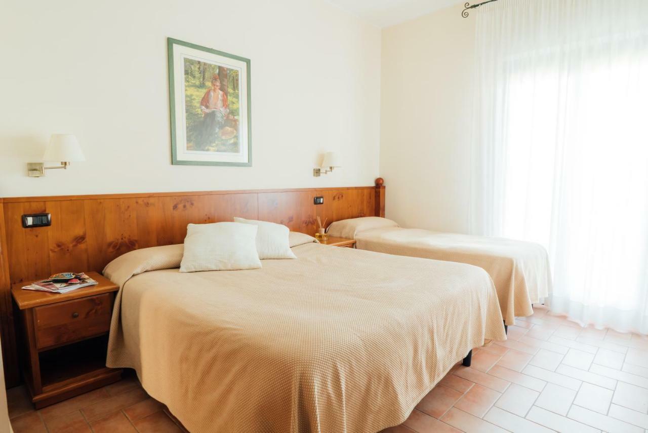 Bed and Breakfast Country Club Sport Alba Adriatica Esterno foto